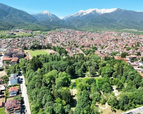 Община Банско стартира проект за изграждането на модерна детска площадка в градския парк