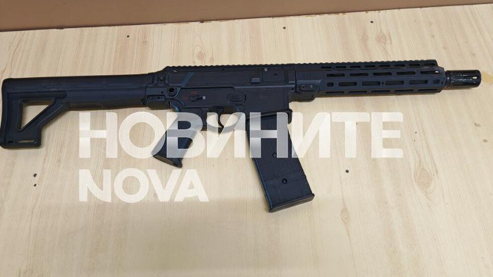Стоян Колев е арестуван след сигнал за оръжие от люка на автомобил и положителен тест за наркотици