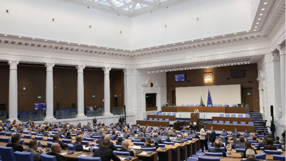 НС решава за депутатските възнаграждения и разширяване правомощията на ГДБОП и Гранична полиция