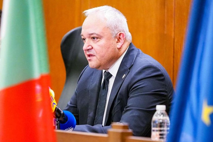 Демерджиев с нова акция: Дронове ще следят за нарушители по пътищата