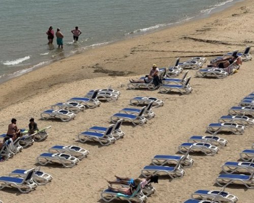 Море 2026: Какви са цените у нас, в Северна Гърция, Южна Италия и Хърватска?