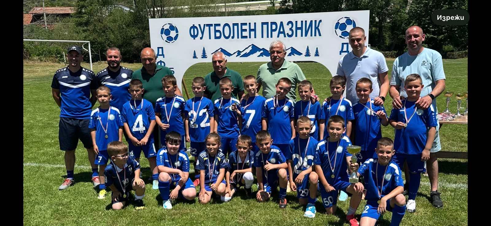 Брезница е футбол 2026 събра 250 деца на голям спортен празник Брезница е футбол 2026 събра 250 деца на голям спортен празник