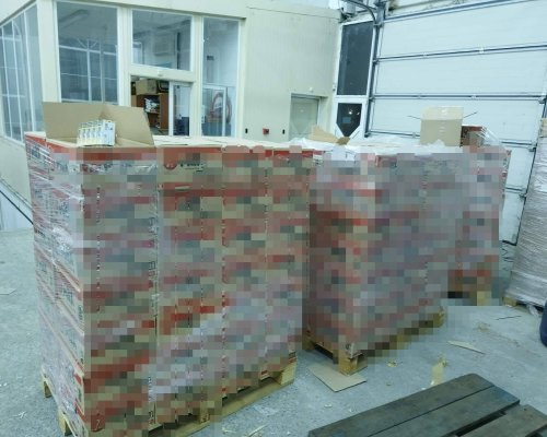 Митничари задържаха над 1 млн. къса цигари при проверки край Видин и Русе