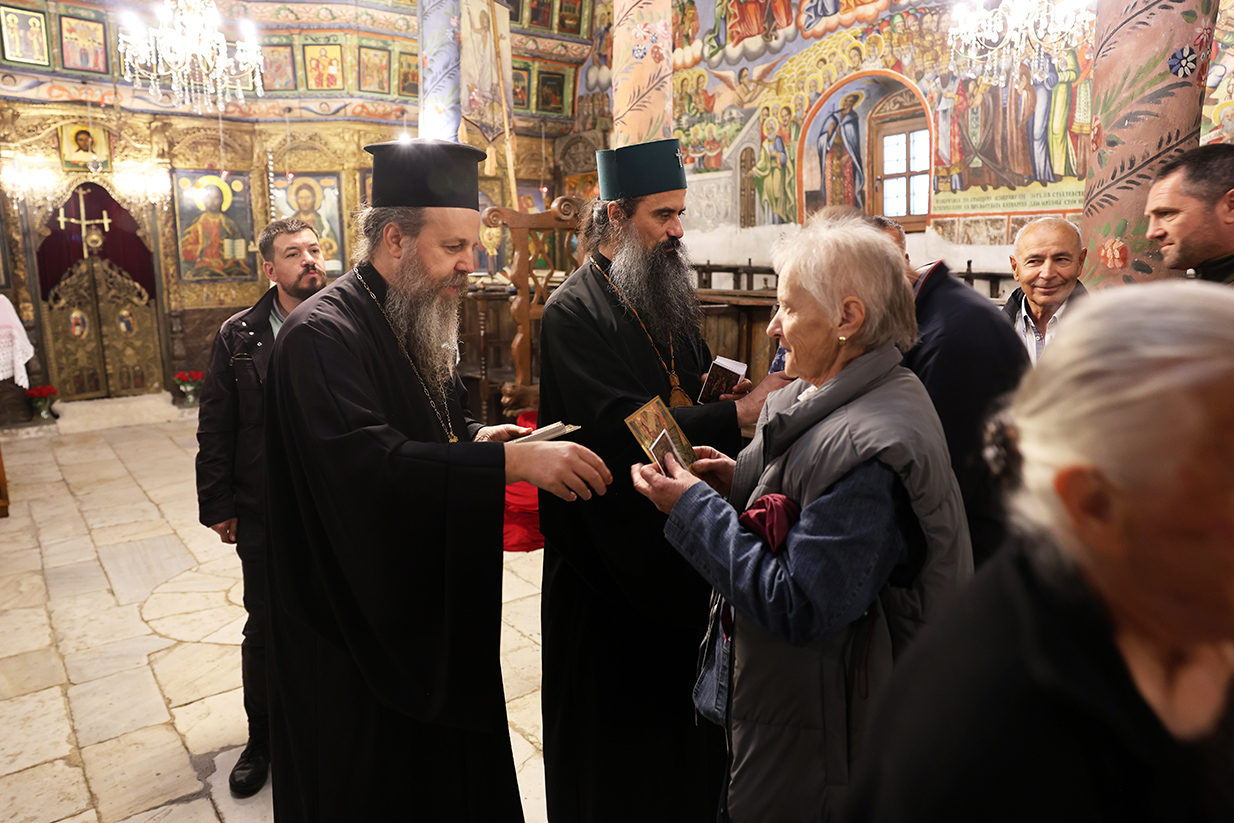 Патриарх Даниил посети Тешово, Парил, Лъки и Гайтаниново