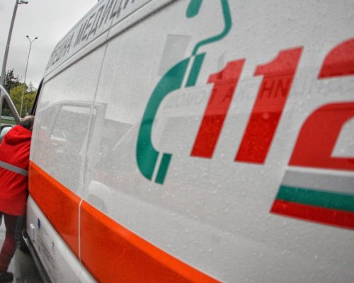 Шофьорка с алкохол помете моторист на оживена улица в Благоевград