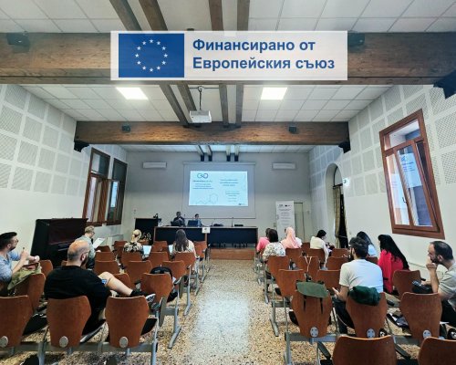 До 2027 г. проект на Община Гоце Делчев ще обучава възрастни хора за безопасно използване на дигитални технологии