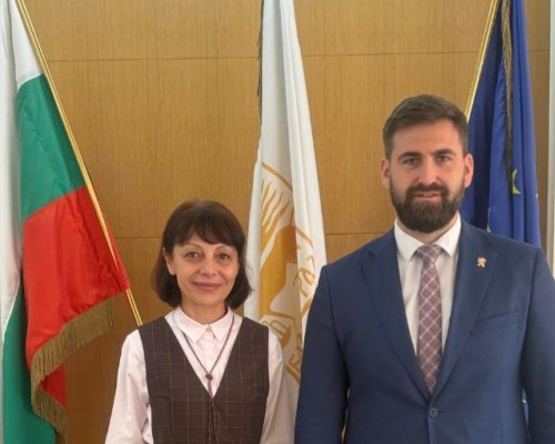 С пълно мнозинство: Антоанета Богданова пое ръководството на ГЕРБ-Благоевград