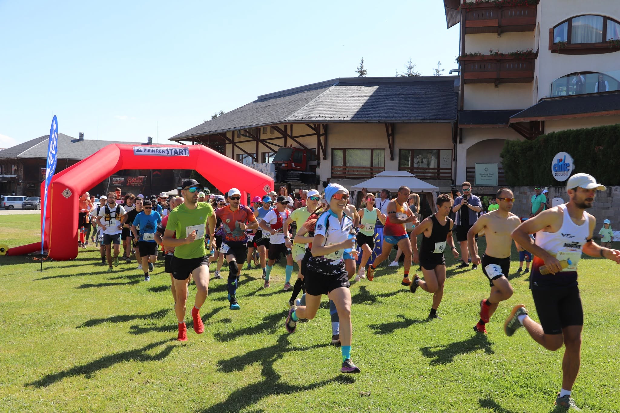 PIRIN RUN 2026 събра елитни атлети и любители на планинското бягане в Банско PIRIN RUN 2026 събра елитни атлети и любители на планинското бягане в Банско