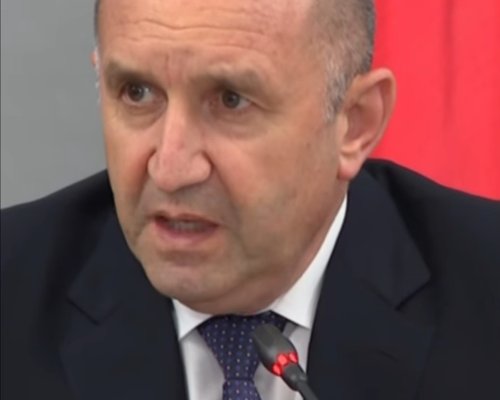 Радев: Минималната работна заплата няма да бъде замразявана
