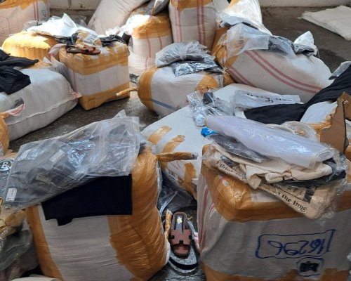 Контрабандни медикаменти и стоки с известни марки спряха на  Капитан Андреево