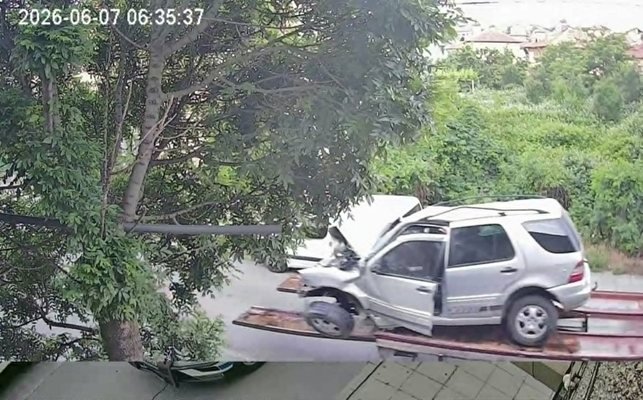 Самоуби се дядото на младежа, който се вряза в къща в Дупница Самоуби се дядото на младежа, който се вряза в къща в Дупница
