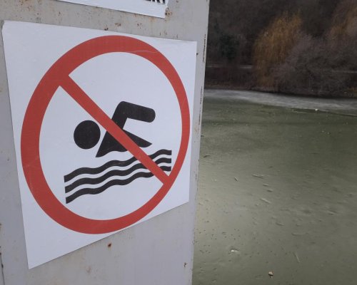 Забраниха къпането в неохраняеми водни басейни в Благоевград