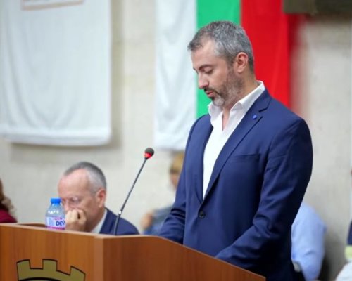 ОбС-Благоевград освободи Христо Климентов, Александра Иванова поема временно  Art Stage and Fest