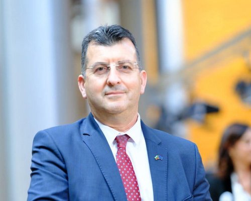 Асим Адемов: ГЕРБ на кръстопът-да бъде или да не бъде?