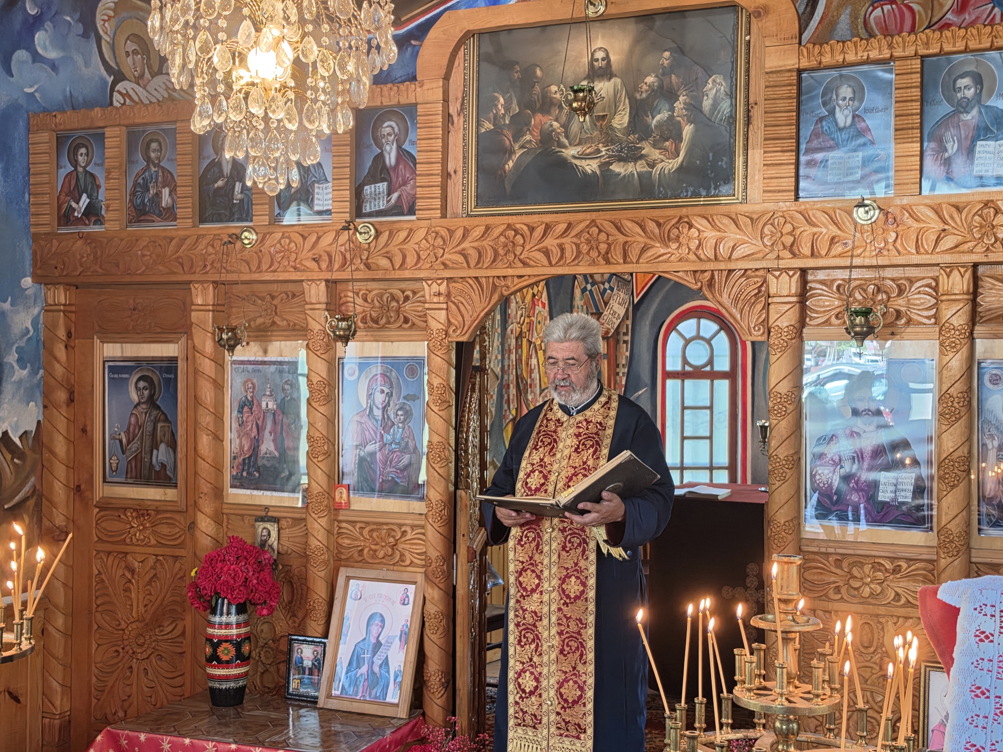 Параклисът  Св. св. Петър и Павел  в Банско отбеляза храмовия си празник