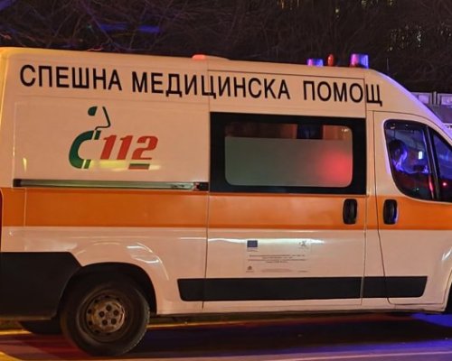 Жена и дете са в реанимация след тежка катастрофа