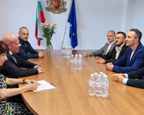 Кличко при спортния министър: Европейското в София ще е празник за бокса