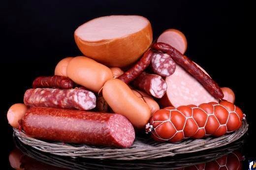 Колбасите са отрова: Кренвиршите и саламите по-вредни от цигарите