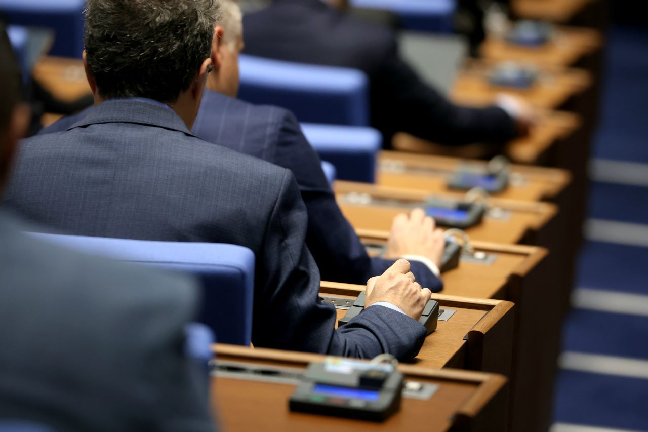 Парламентът ще гласува за подуправител на Националната здравноосигурителна каса