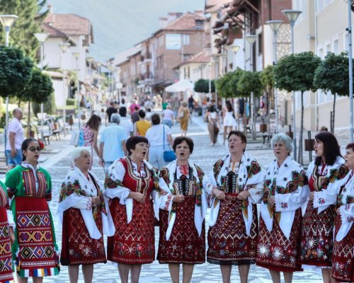 Банско стартира  Културни вечери- Традиции и изкуство  с демонстрации на автентични занаяти и фолклор