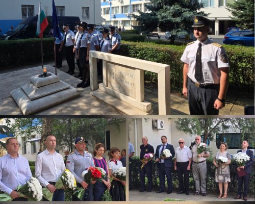 С водосвет и поднасяне на цветя пред паметната плоча ОДМВР-Благоевград отбеляза предстоящия професионален празник на МВР-5 юли