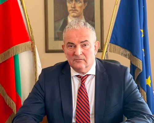 Областният управител Васил Трендафилов поздрави служителите на МВР по случай професионалния им празник