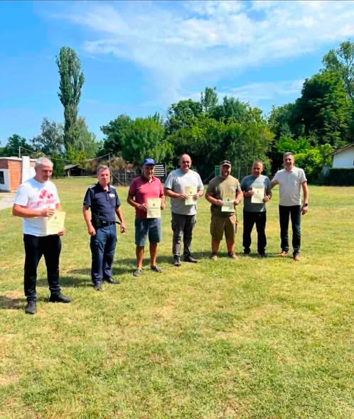 Служители на Главна дирекция Гранична полиция с призови места в турнир по ловна стрелба край Кюстендил