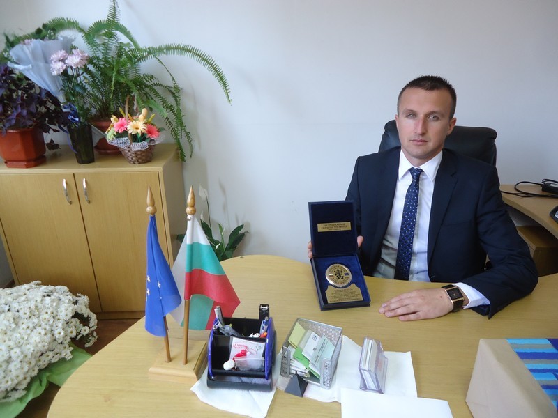 Кметът на Белица Р. Ревански стана дясна ръка в НС на младия депутат А. Ахмедов