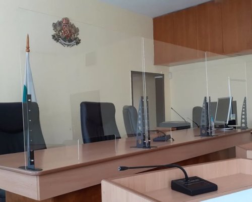 Година и половина затвор за рецидивист, шофирал без книжка в Кочериново