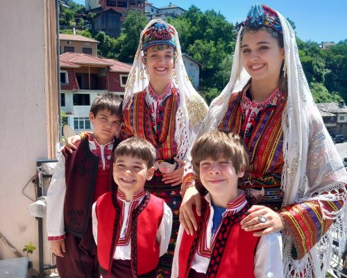 Деца от София се запознаха с традициите в Плетена