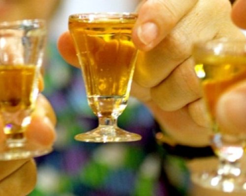 Удар за чиновниците! Край на тиймбилдингите и банкетите