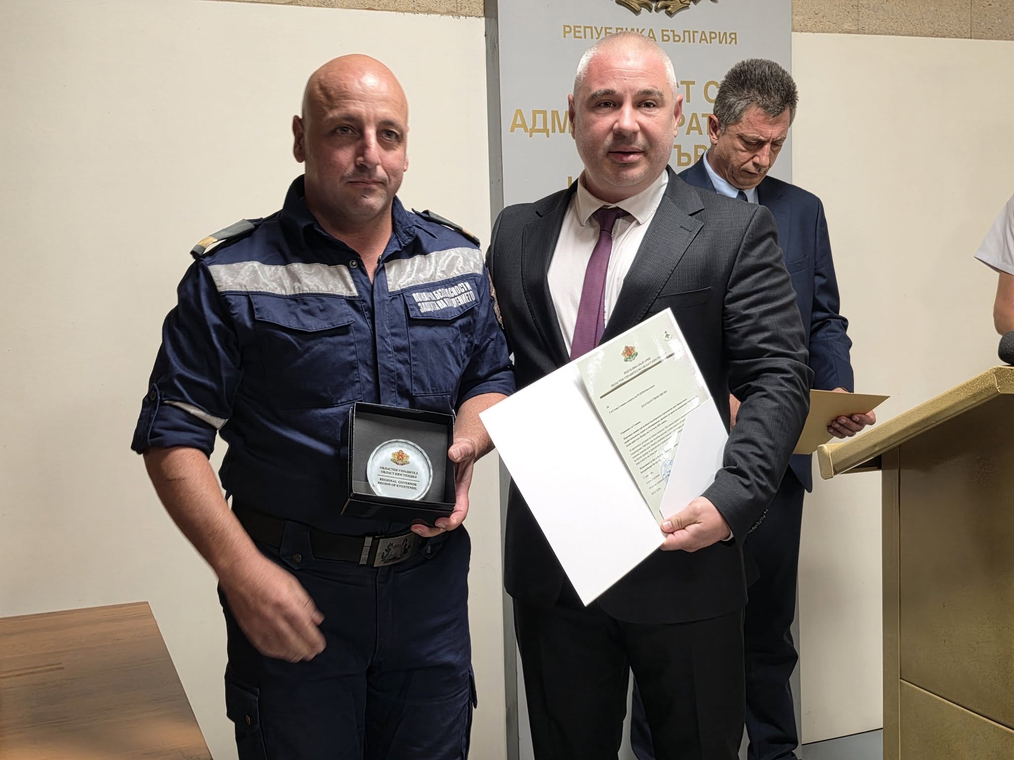 Награди за участвалите в издирването на телата на загиналите в река Струма