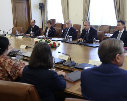 Румен Радев: Правителството има амбицията да развива съвременна научна и изследователска инфраструктура, която да насърчи повече млади хора да изберат своята професионална реализация в България