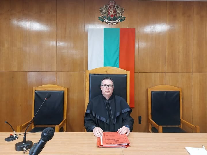 Съдът в Кюстендил отказа освобождаване на обвиняем за помагачество при грабеж Съдът в Кюстендил отказа освобождаване на обвиняем за помагачество при грабеж