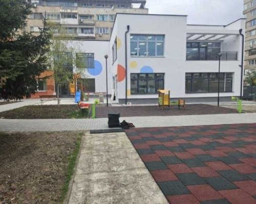 Кабинетът отпусна 9 милиона за ремонт на градини, училища и общежития