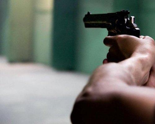 Постоянен арест за мъж, заплашил с пистолет и обрал таксиджия