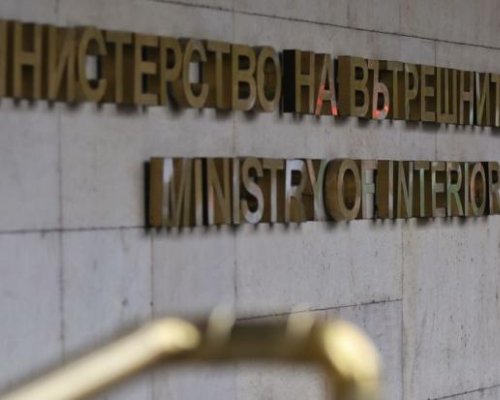 Няма да режат заплати и щатове на пенсионери в МВР