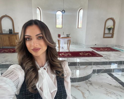 Яница Домусчиева-жената, която превърна една мечта в  в осветен Божи храм в Разложко