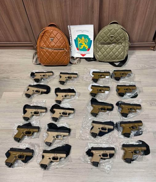 Гранични полицаи предотвратиха опит за внасяне на 20 бойни пистолета през ГКПП  Капитан Андреево