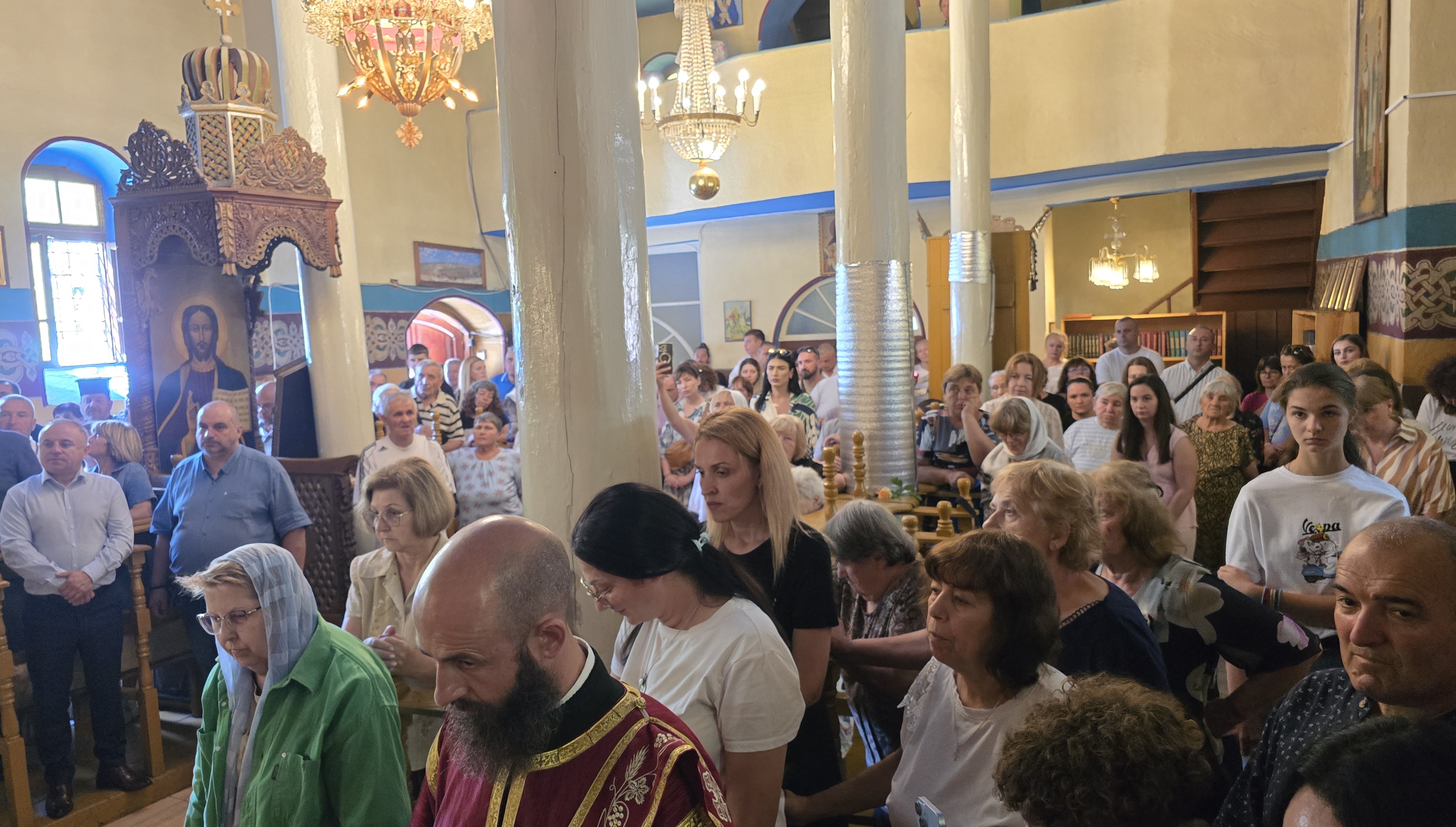 Вековен юбилей с патриаршеска света литургия: Лешница отбеляза 100 години от храма Св. Великомъченица Марина