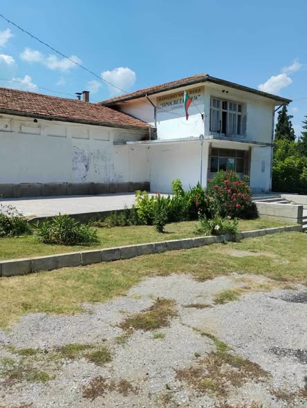 Община Петрич инвестира в обновяването на парка в село Беласица
