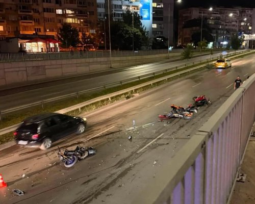 Тежка катастрофа с три мотора във Варна: Жена е в кома, трима са в болница