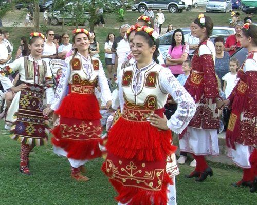 Вода и светлина  завладя Мосомище