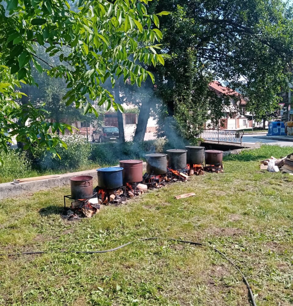 Празнична литургия и курбан за здраве за Илинден в Джигурово Празнична литургия и курбан за здраве за Илинден в Джигурово