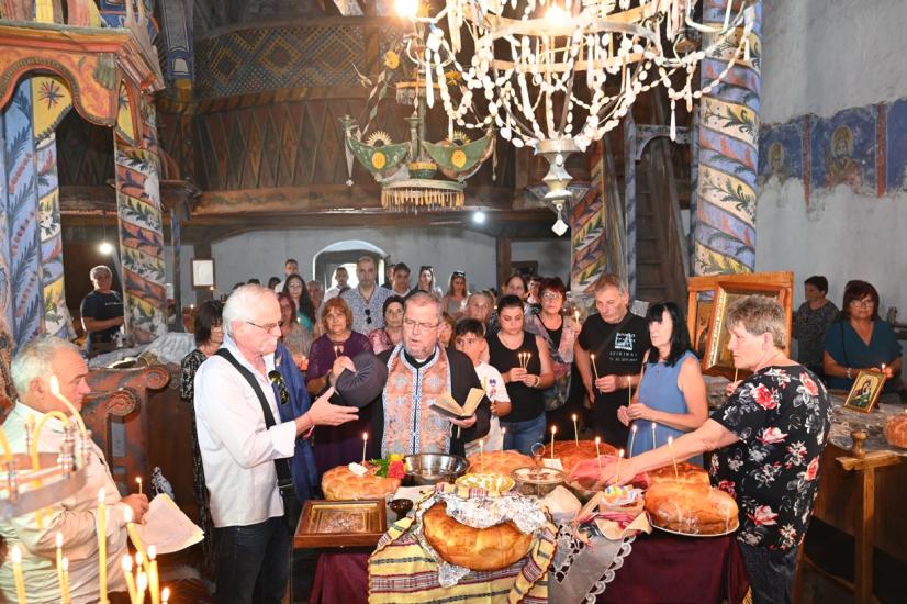 Камбанен звън огласи Градево за Илинден-селото отбеляза храмовия си празник в чест на Свети пророк Илия Камбанен звън огласи Градево за Илинден-селото отбеляза храмовия си празник в чест на Свети пророк Илия
