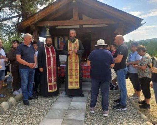 Семейство от Добринище изгради трети параклис-  Свети Атанасий  бе осветен в Пирин
