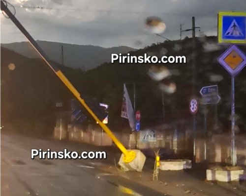 Отвориха Кресненското дефиле, падналият светофар ще бъде поправен по-късно