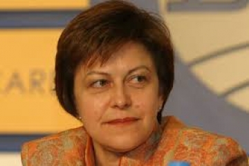 Татяна Дончева: Тези БСП тъпанари никога няма да разберат, че грешат, когато повтарят като папагали – партията винаги е права