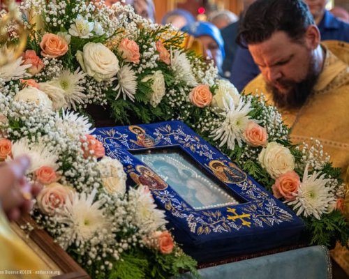 Дупница, Самоков и Ихтиман посрещат Чудотворната Хавайска икона
