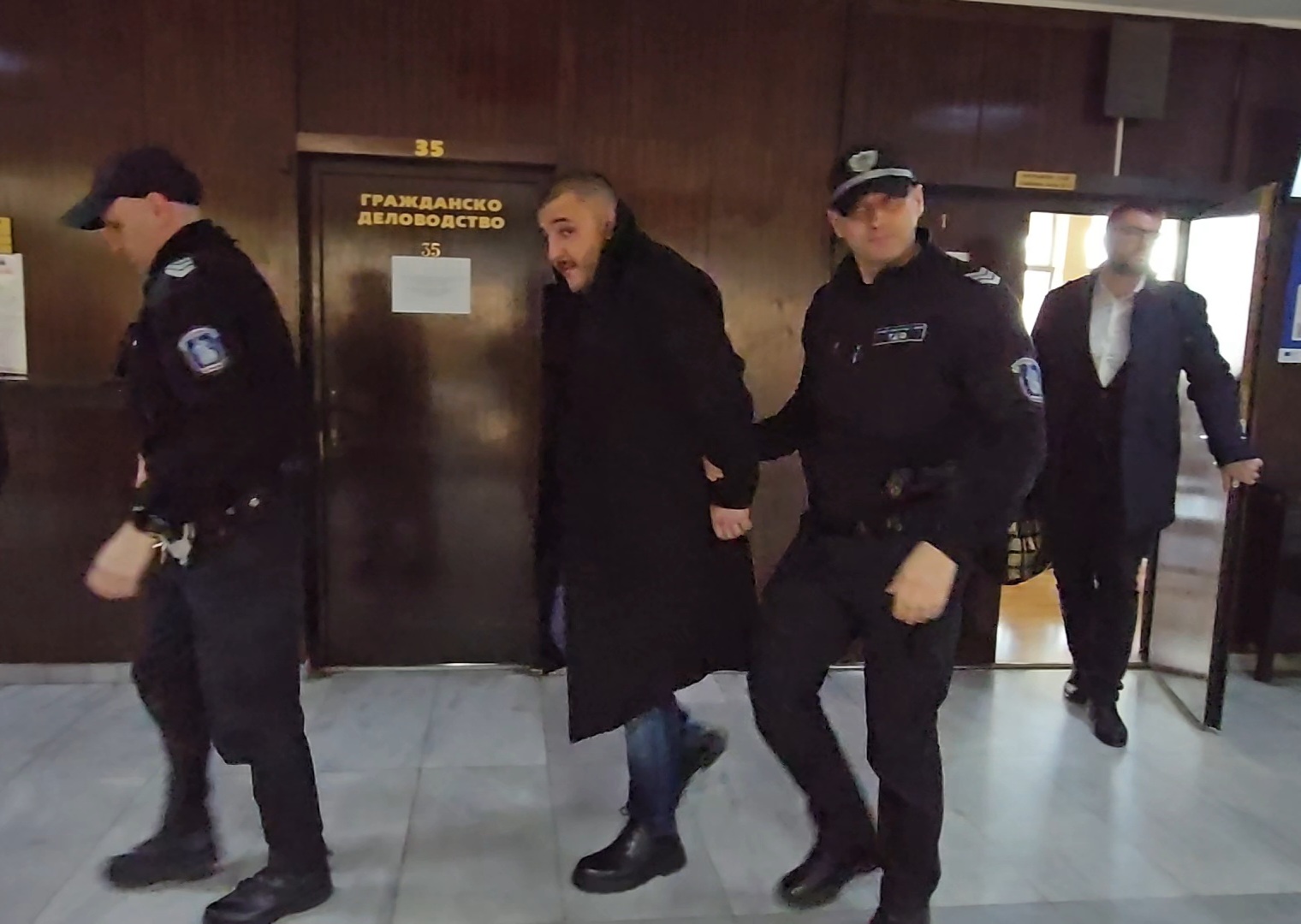След обвинителния акт срещу Веско Пирата: Десетки свидетели разказват пред прокуратурата, проверяват се нови сигнали за тежки престъпления
